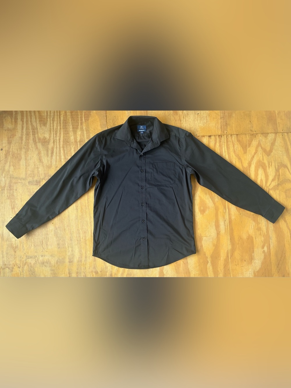 Men's Black Long-Sleeve Button-Up Shirt, Small